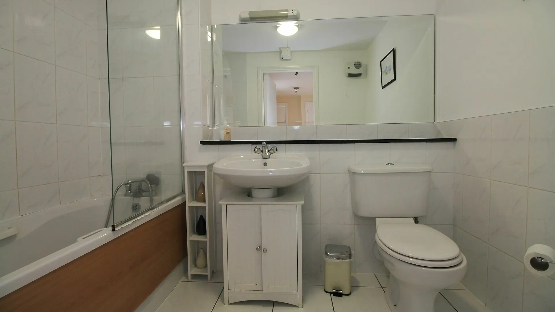 Point Village Modern Apartment Dublin