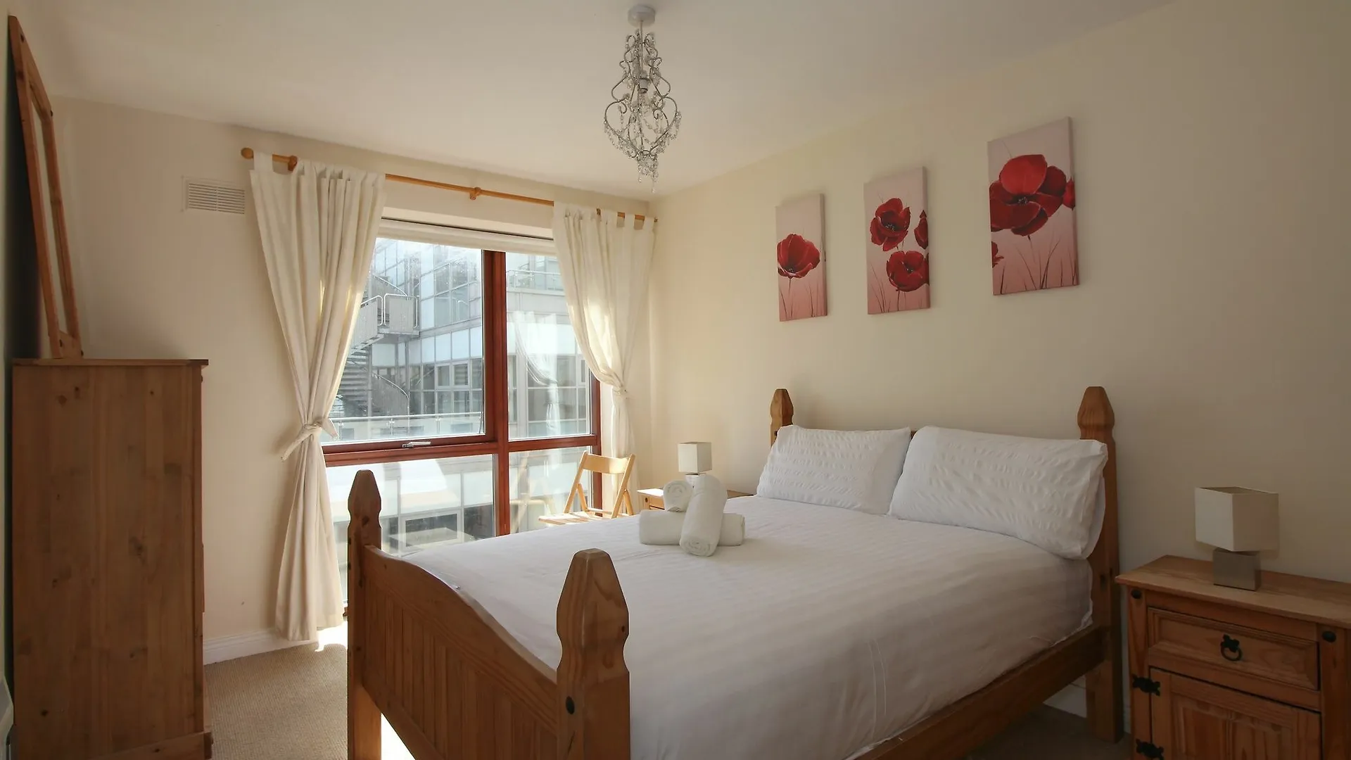 Point Village Modern Apartment Dublin